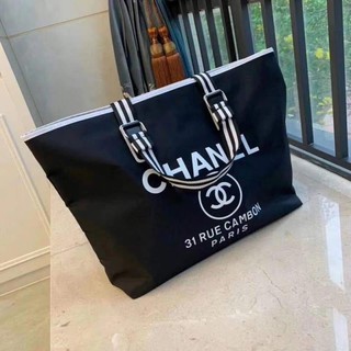 กระเป๋าสะพายข้างชาแนล CHANEL