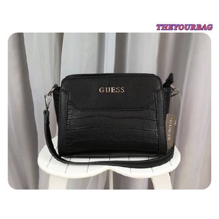 Guess Croc Effect Crossbody bag กระเป๋าสะพายรุ่นใหม่ล่าสุดจาก GUESS มาในทรงสุดฮิตขนาดกำลังดีหนังลาย