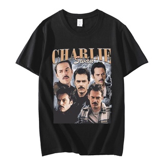 เสื้อผ้าผชเสื้อยืดคอกลม แขนสั้น ผ้าฝ้าย พิมพ์ลายกราฟฟิค Charlie Swan สไตล์วินเทจ สําหรับผู้ชาย และผู้หญิงS-5XL