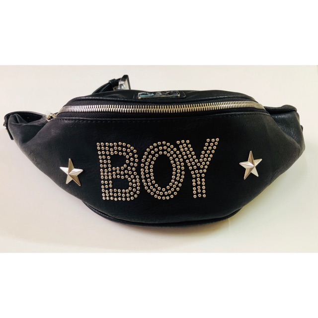 กระเป๋าคาดเอว คาดอก คาดอก คาดเอว  BOY LONDON  เป็นหนังสวยมาก ของแท้💯