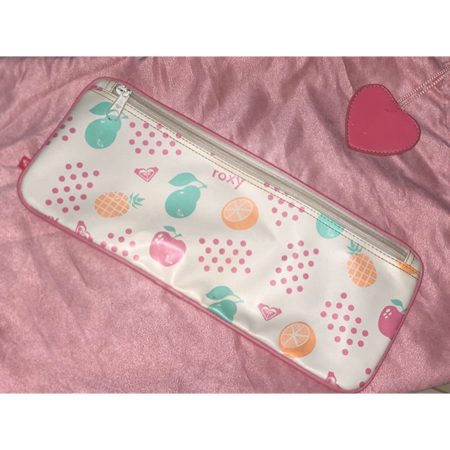 กระเป๋าครัช แบรนด์ ROXY