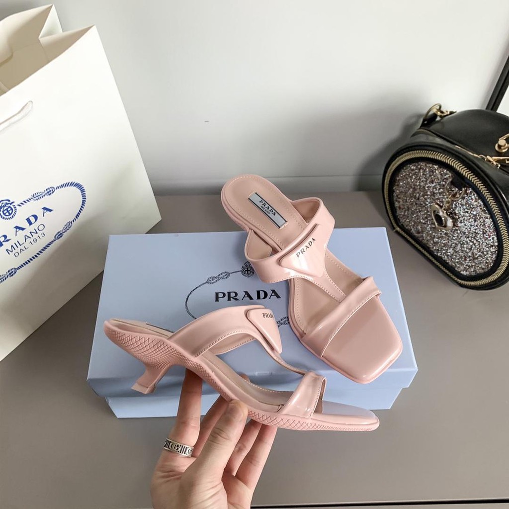 2021 Women Shoes High-definition Take Prada Rada low-heeled sandals to go  shopping for an essential to like the trend yo | Shopee Thailand