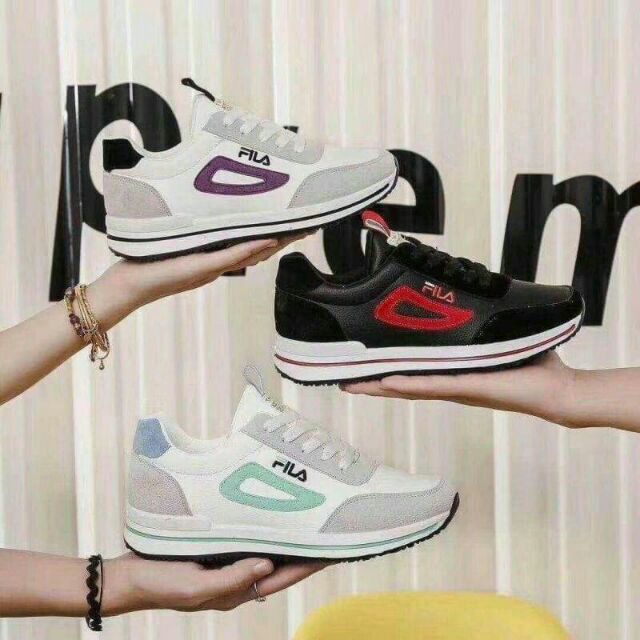 รองเท้าผ้าใบ fila