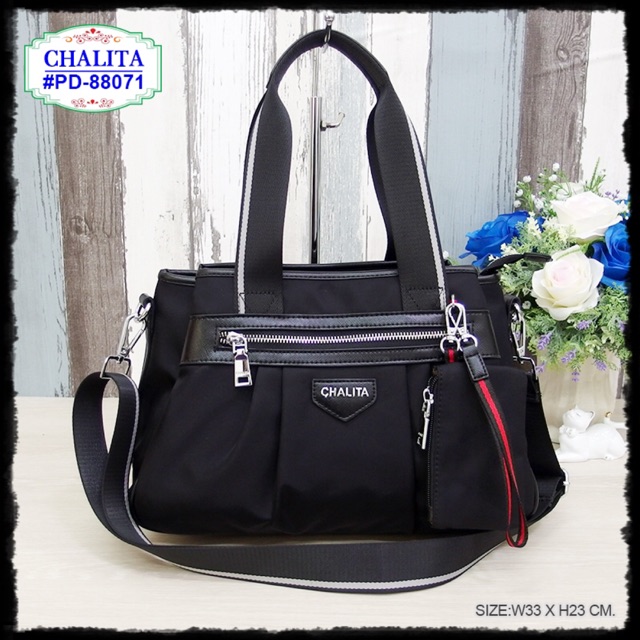กระเป๋าถือสามารถสะพายข้างได้ ยี่ห้อ Chalita