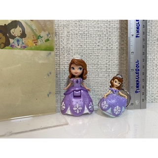 Sofia the first โมเดล และพวงกุญแจ ของแท้ สภาพ95%