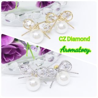 ต่างหูรูปโบว์มุกเพชร CZ Cubic Zirconia พรีเมียมเป็นของขวัญได้ ใส่ทำงาน ใส่ออกงานได้ ส่งฟรี