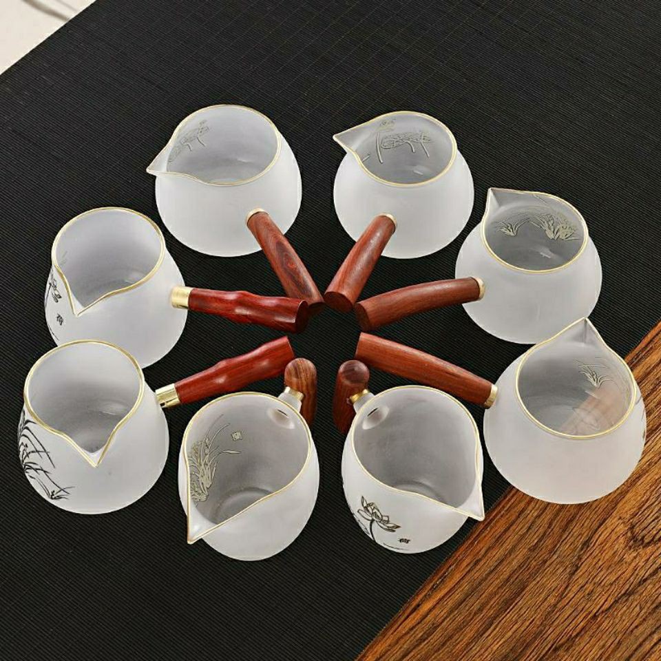 ✖✽✥ถ้วยน้ำสาธารณะด้ามไม้ ถ้วยแก้ว ที่จับด้านข้าง ชุดน้ำชากังฟู ตู้ชงชา ที่กรองชา ตัวกรอง ข้น ความร้อน -ทน