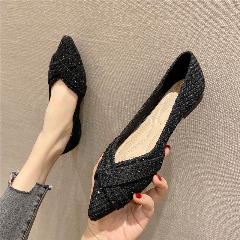 ขนาดใหญ่ (31-46) All-Match Pointed Toe Fairy สไตล์รองเท้าแบนหญิง Peas รองเท้ารองเท้าแต่งงานสีแดงขนาดใหญ่ 46 45 44 43 สบายพนักงานออฟฟิศน้องสาว