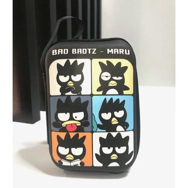 BAD BADTZ กล่องใส่ PWB , HDD , หูฟัง , เอนกประสงค์, Size L ลายBAD BADTZ -MARU 6 งานดี evaกันกระแทก ขนาด13.5x9.5x3.5 PM