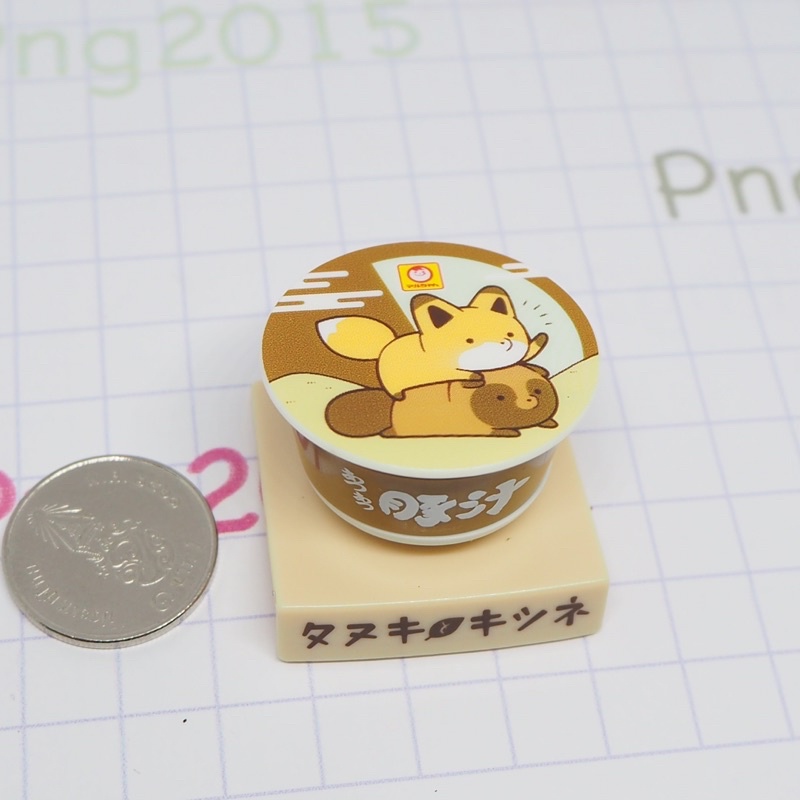 ที่ปิดฝาถ้วยบะหมี่สำเร็จรูป Maru-chan x Tanuki and Kitsune cup ramen lid closure