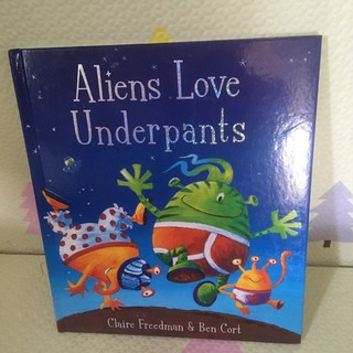 Aliens Love Underpants หนังสือนิทาน(ปกแข็งเล่มใหญ่)-cb2