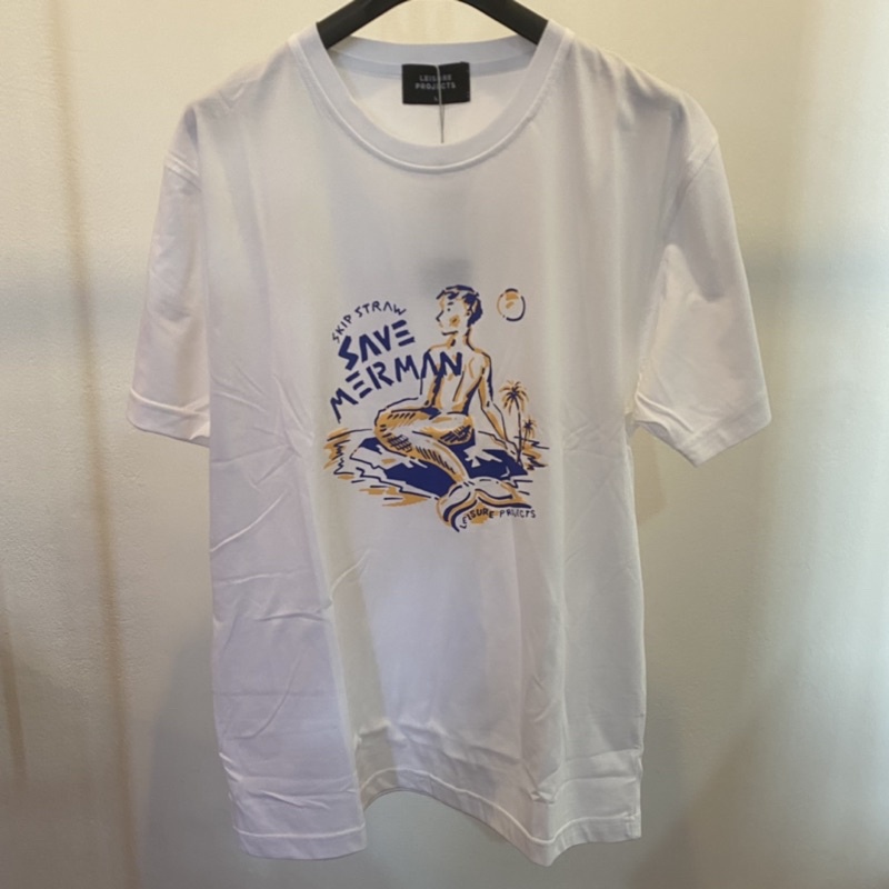 Leisure project Savemerman เสื้อยืดสีขาว