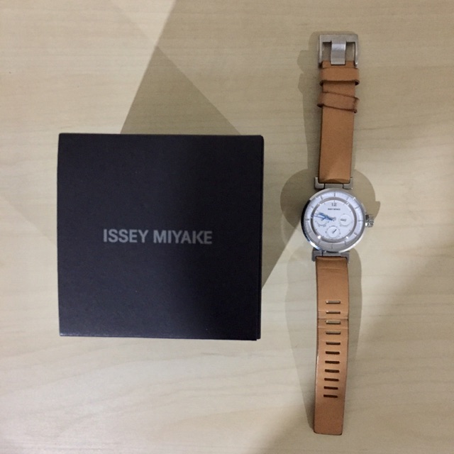 นาฬิกาแท้ Issey Miyake
