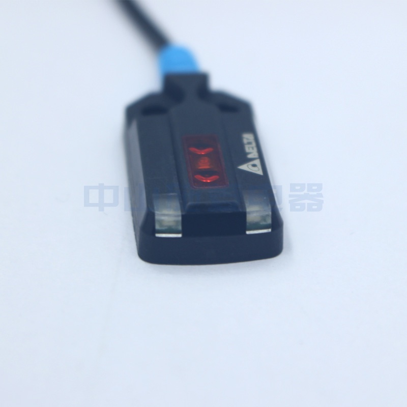 Delta PS-FB1-NLB2 เซ็นเซอร์โฟโตอิเล็กทริคแบนความแม่นยําสูง PS-FB1-NLB2 เดิมแท้