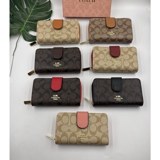 กระเป๋าตังค์ใบกลาง Coach 2in1 สินค้าพร้อมส่ง ยอดนิยม