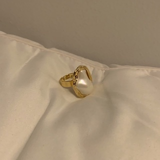 VINTAGE BOLD PEARL GOLD RING