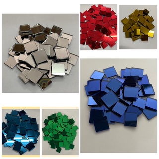 กระจกสีตัดสี่เหลี่ยมจัตุรัสขนาด 1 เซนติเมตร บรรจุ100กรัมต่อแ…