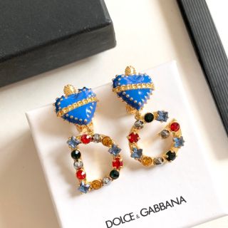 ต่างหูหัวใจห้อยตัวอักษรโลโก้ D&amp;G น่ารักมากค่ะ