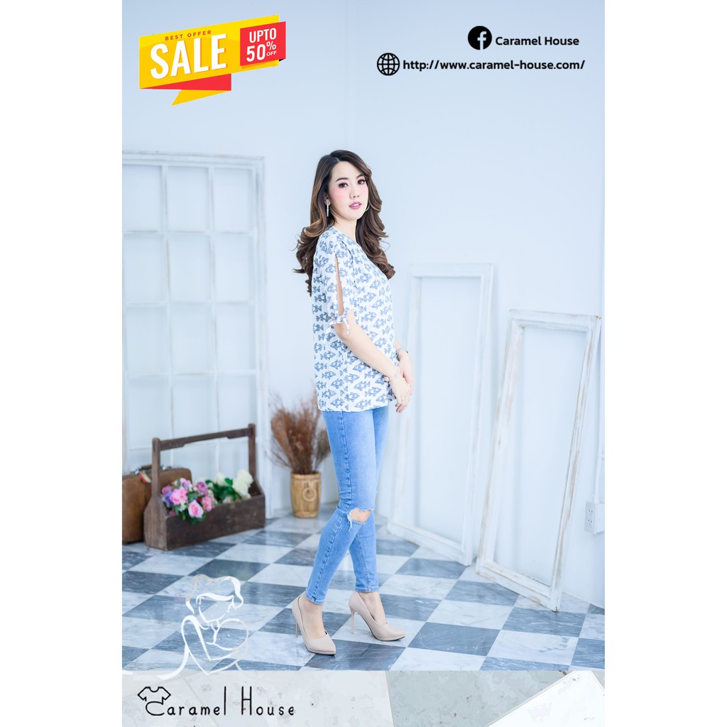 Caramel House ชุดให้นม รุ่น Brit jumpsuit