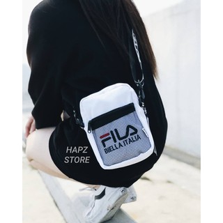 กระเป๋าสะพายข้าง และกระเป๋าคาดเอว กระเป๋า FILA