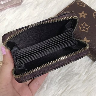 [พร้อมส่ง] กระเป๋าสตางค์+ใส่บัตร รุ่น Classic Wallet