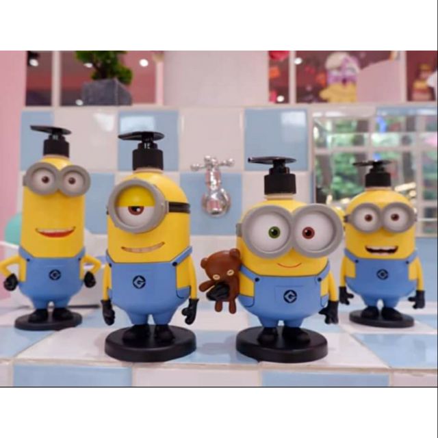 Madelyn Minions head to toe shower wash