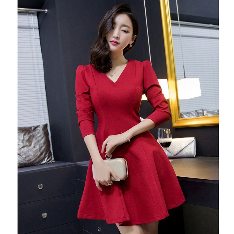 ชุดเดรสสั้นแขนยาวทรงสลิมแฟชั่นฤดูร้อน pantip dress