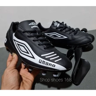 รองเท้าสตั๊ดเตะฟุตบอล umbro สินค้าพร้อมส่งนิ่มใส่สบายงานสวยคุณภาพดี
