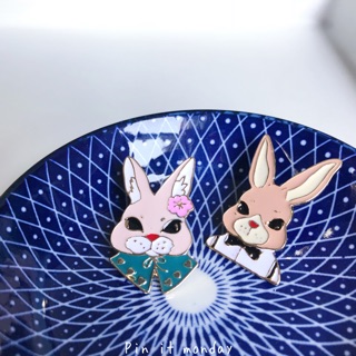 เข็มกลัดกระต่าย | Mr.Rabbit pin |