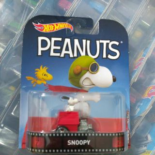 รถเหล็ก Hot wheels PEANUTS SNOOPY (Ib010)