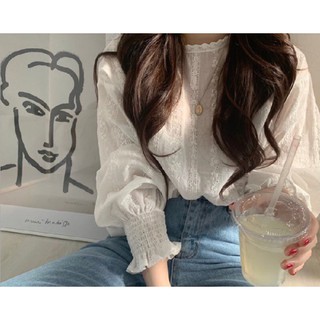 เสื้อผ้าแฟชั่นผู้หญิง เสื้อลายฉลุ เสื้อลูกไม้ แขนยาวจั้มปลายแขน ผ้าCottonD38