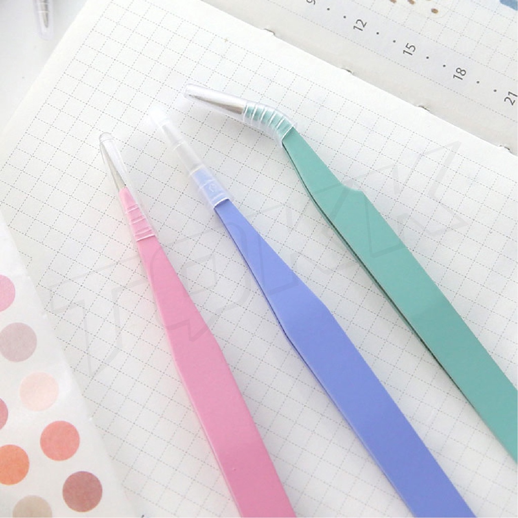 พร้อมส่ง ZHM001 ที่คีบสติ๊กเกอร์ แพ็ค2ชิ้น แหนบ ที่คีบปลายโค้ง/ตรง ที่คีบสิ่งของขนาดเล็ก ที่คีบของตกแต่ง DIY สีน่ารัก - รูปที่ 2