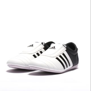 รองเท้าเทควันโด adidas Taekwondo รุ่น adi-Kick II