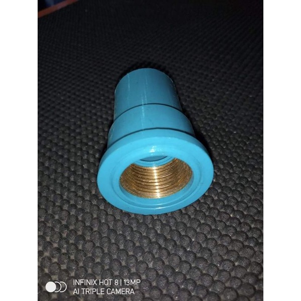 ต่อตรงเกลียวในทองเหลือง ท่อน้ำไทย 6 หุน เกลียวมนทองเหลือง 3/4