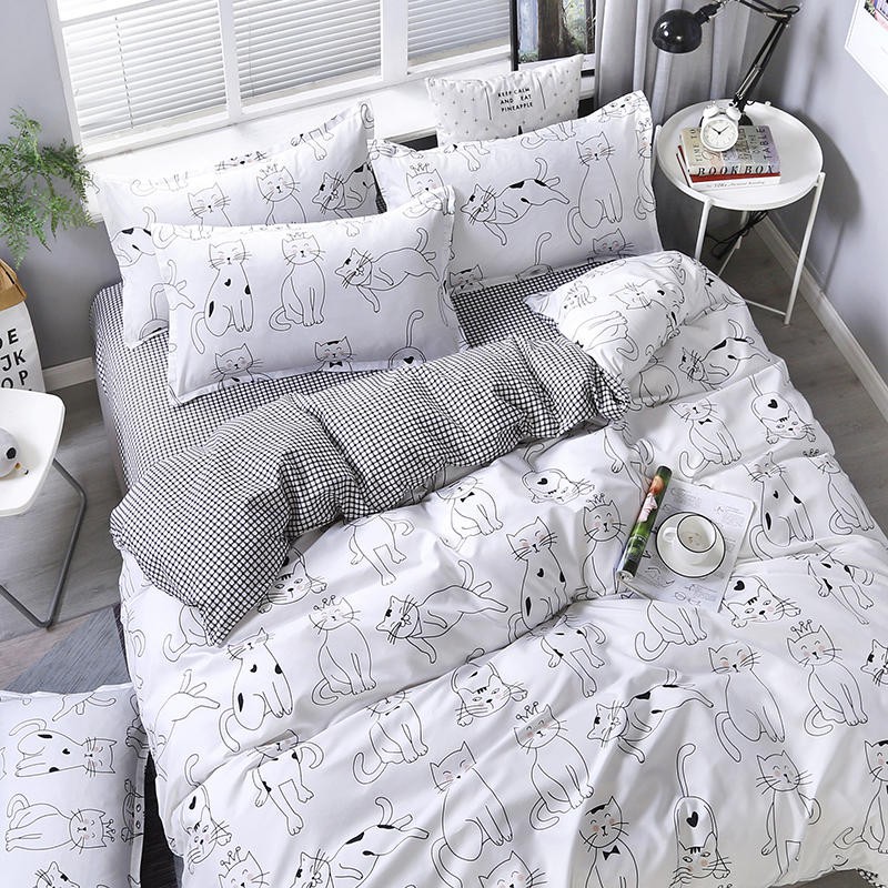 White Color Cats Printed Duvet Cover, King Size Bed Duvet Covers