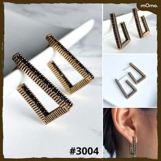 3004 Triangle Chic ต่างหูสีทองฝังพลอยสีกลมท่า ชุบทอง14k สวยมาก งานละเอียด ดูแพงสุดๆ