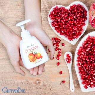 โลชั่นถนอมผิว กรานาดา สารสกัดจากทับทิม Granada Body Lotion Giffarine