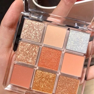 พาเลทอายแชโดว์ 9 สี เนื้อแมตต์ ประกายชิมเมอร์ แบบติดทน