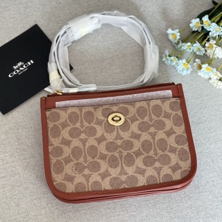 แท้💯% Coach Slim Turnlock Crossbody ส่งฟรีค่ะ