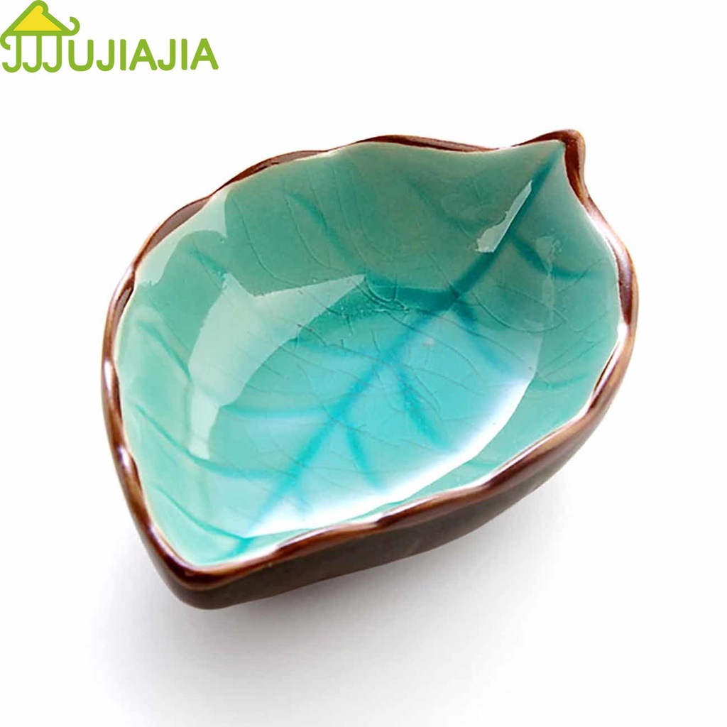 JUJIAJIA รูปร่างใบไม้สร้างสรรค์จานรองเซรามิก ซอสน้ำส้มสายชู จานปรุงรส เครื่องใช้บนโต๊ะอาหารในครัว ของใช้จีนในบ้าน