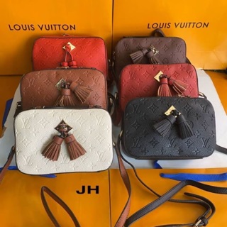 กระเป๋าแบรนด์เนม ราคาส่ง  ( LV ) เกรดพรีเมี่ยม