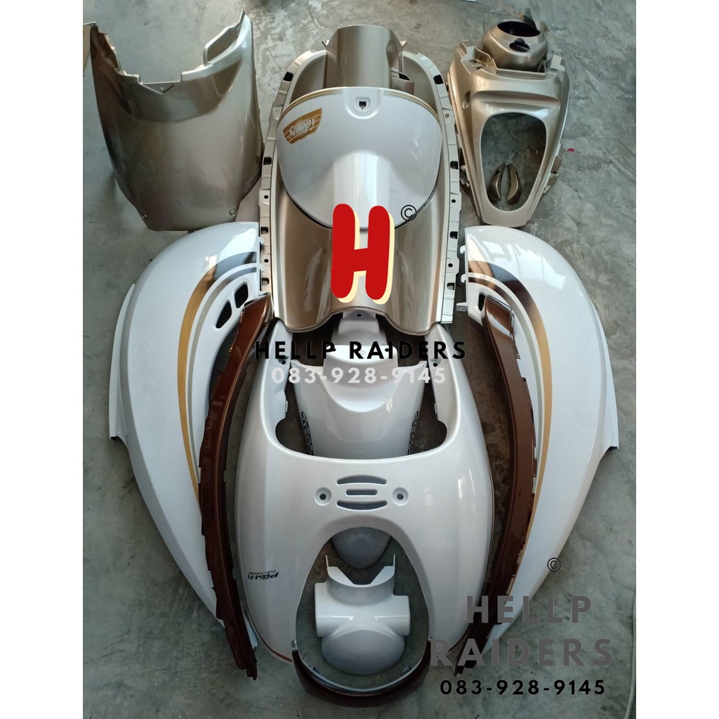 ชุดสี เฟรม ฮอนด้า สกู้ปปี้ ไอ ตัวเก่า  Honda Scoopy i ปี 2009-2011  ครบชุด 15 ชิ้น สีขาวไส้ทองอ่อนลายเส้น