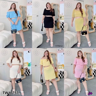 👗Pfashion [ส่งไว!!🚛] P17757 Set #Bigsize 2 ชิ้น เสื้อครอปปาดไหบ่+กระโปรง ..