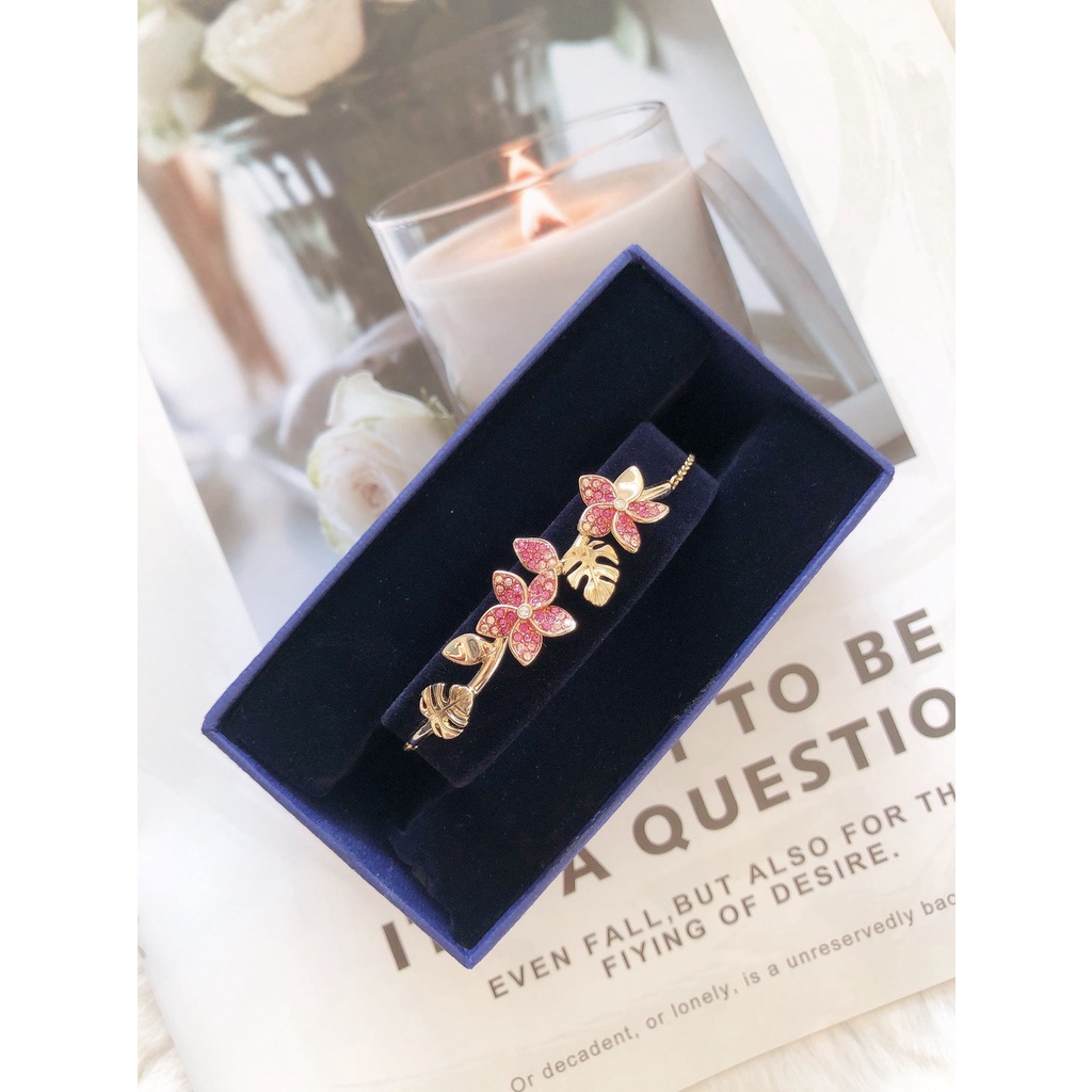 กำไล สร้อยข้อมือ สร้อยแขน SWAN สร้อยแขนswarovsk swarovski Tropical Flower Bangle Pink, Gold-tone pla