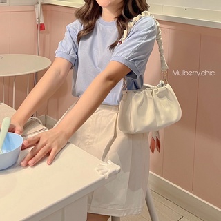 Creamy bag 🧸 กระเป๋าหนังนุ่ม สไตล์เกาหลี สายสะพายดีเทลหยัก มีสายสะพายยาวให้ เป็นทรงที่สะพายได้ทุกวัน