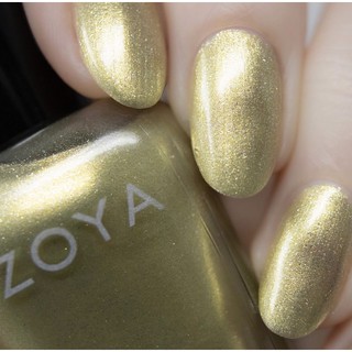 พร้อมส่ง Zoya Nico  ทองอ่อนๆ ละมุน อันเดอร์โทนเขียวอ่อนในบางแว้บ มีชิมเมอร์วิ้งเบาๆ เสริมความสวยไปอีก  แท้ 💯%