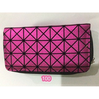 กระเป๋าสตางค์ 2 ซิบ สีม่วง ราคา 100 บาท