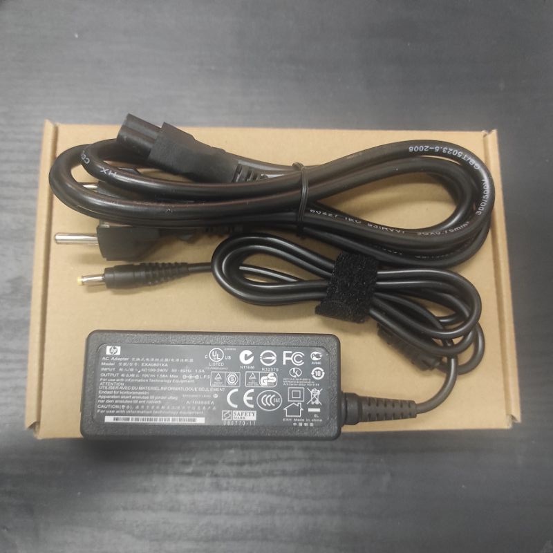 อะแดปเตอร์ชาร์จ HP Mini Netbook ดั้งเดิม 19V - 1.58A Dc 4.0*1.35mm