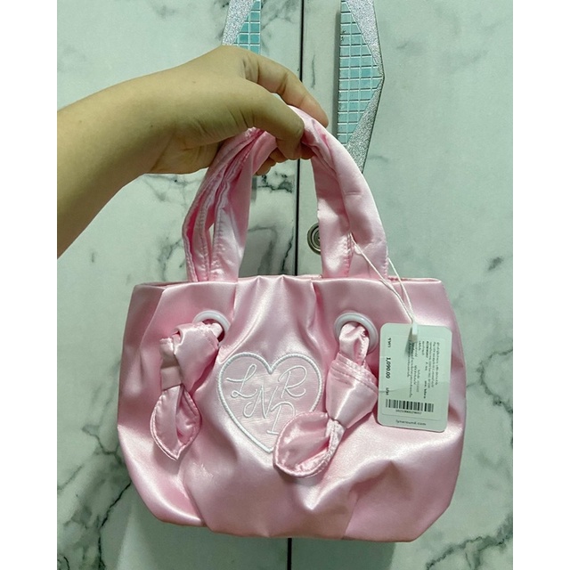 กระเป๋าแบรนด์แท้ lyn around