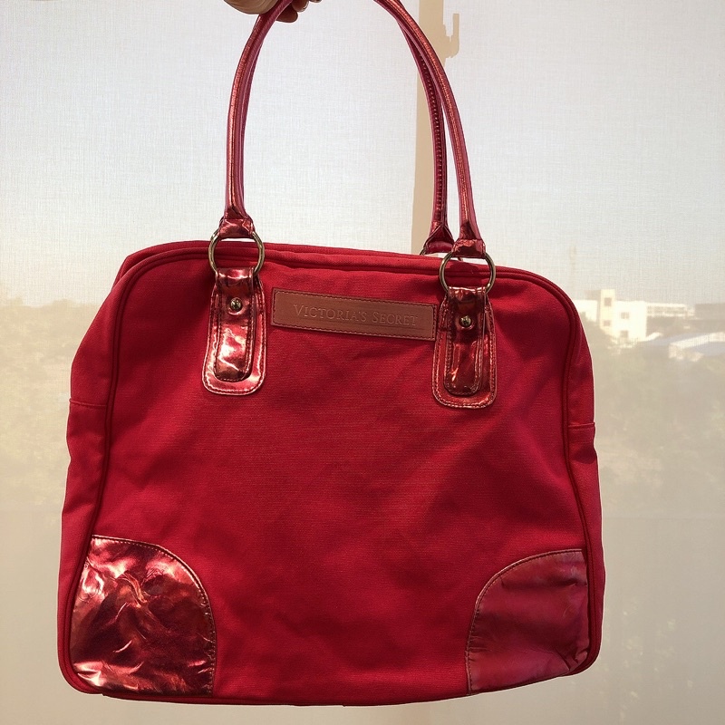กระเป๋าวิคตอเรียซีเครท Victoria’s Secret bag